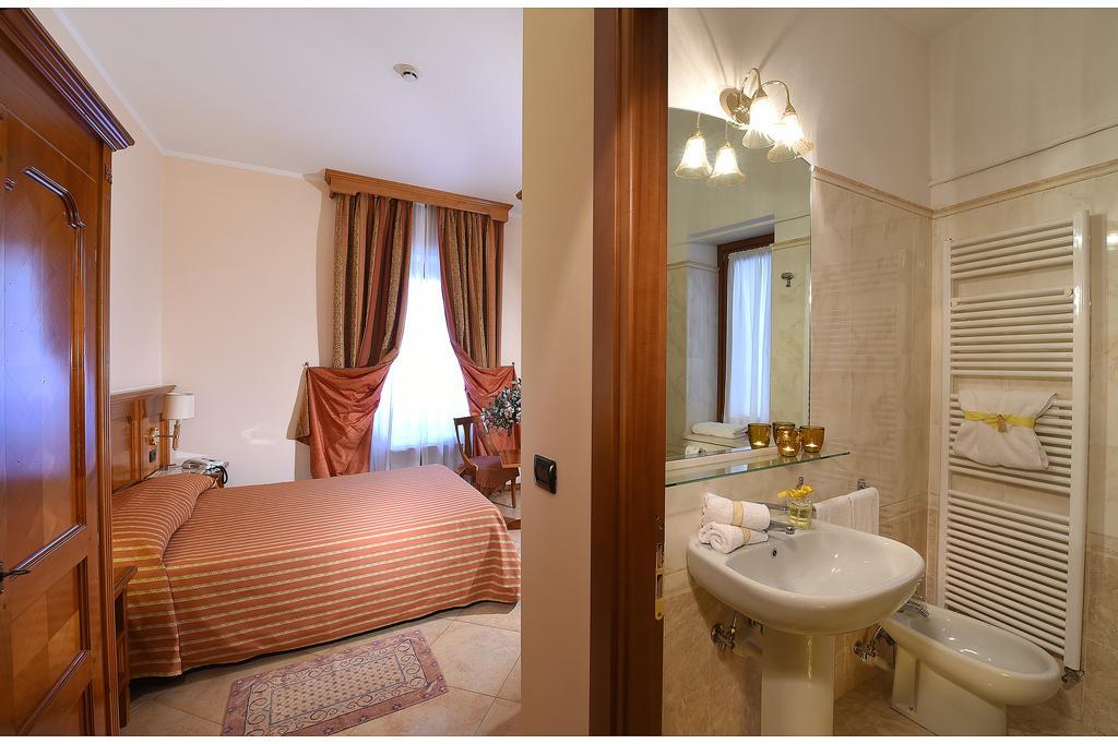 Hotel Acqui & Centro Benessere Acqui Terme Rum bild